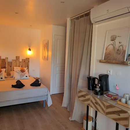 Chez Celine Et Sebastien 3* Aigues-Mortes